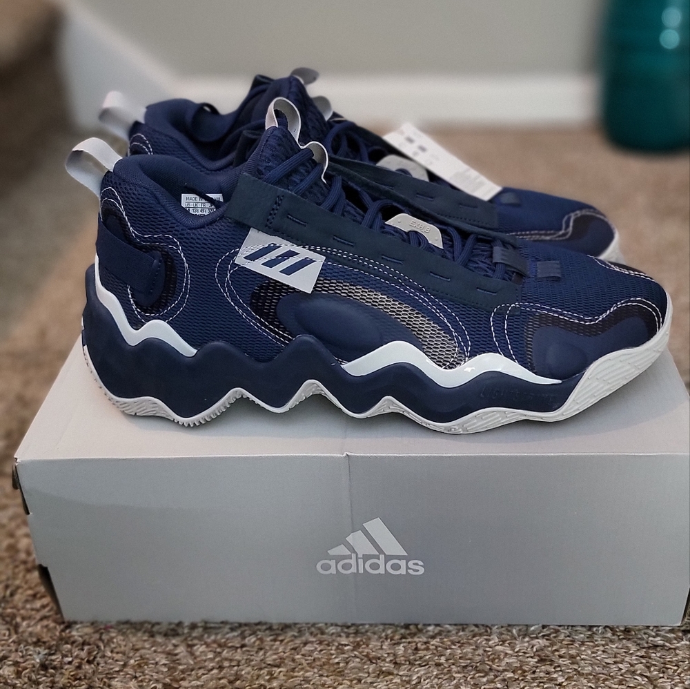 NWT Size 14 Men's Adidas Sneakers